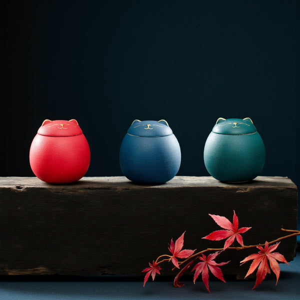 Japanese Cat Tea Storage Container | Ceramic Canister for Loose Leaf Tea